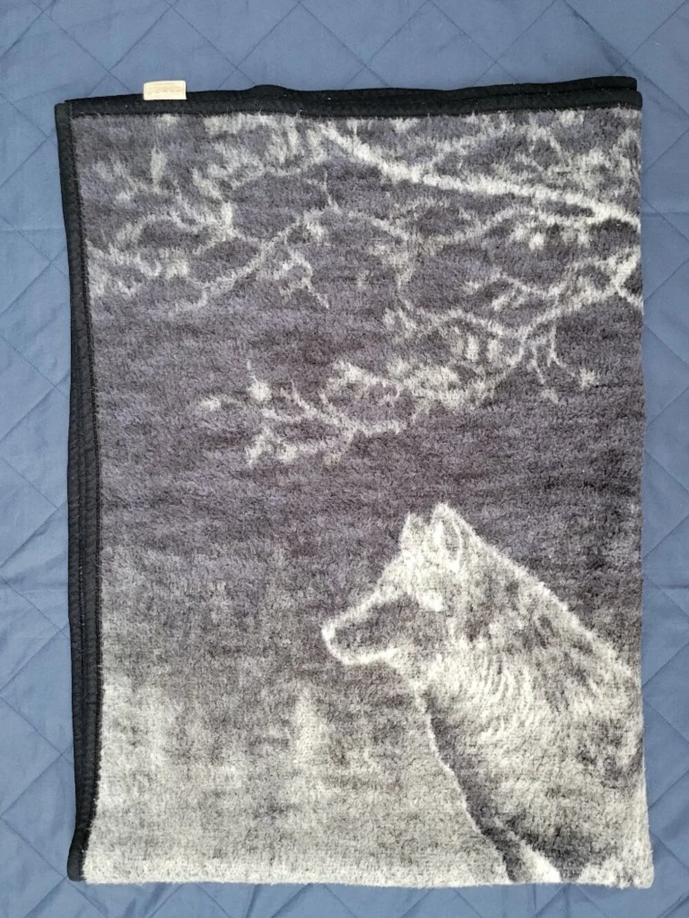 Vintage Biederlack of the Americas Reversible Throw Blanket Wolf